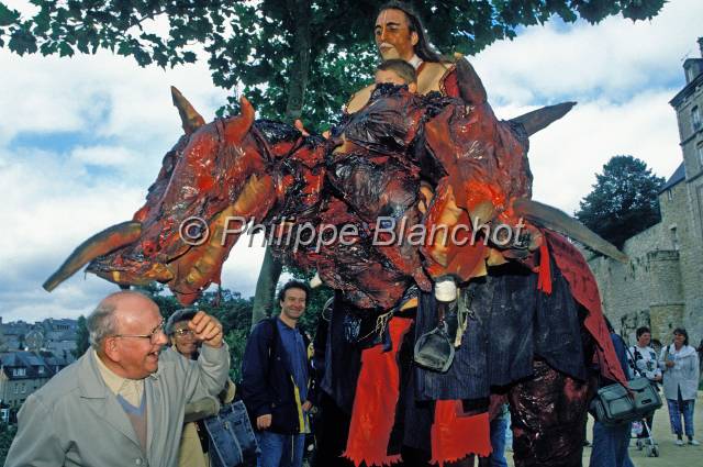 dinan fete remparts 17.JPG - Fête des Remparts, septembre 1994sur le thème « Du Guesclin »22 Dinan
